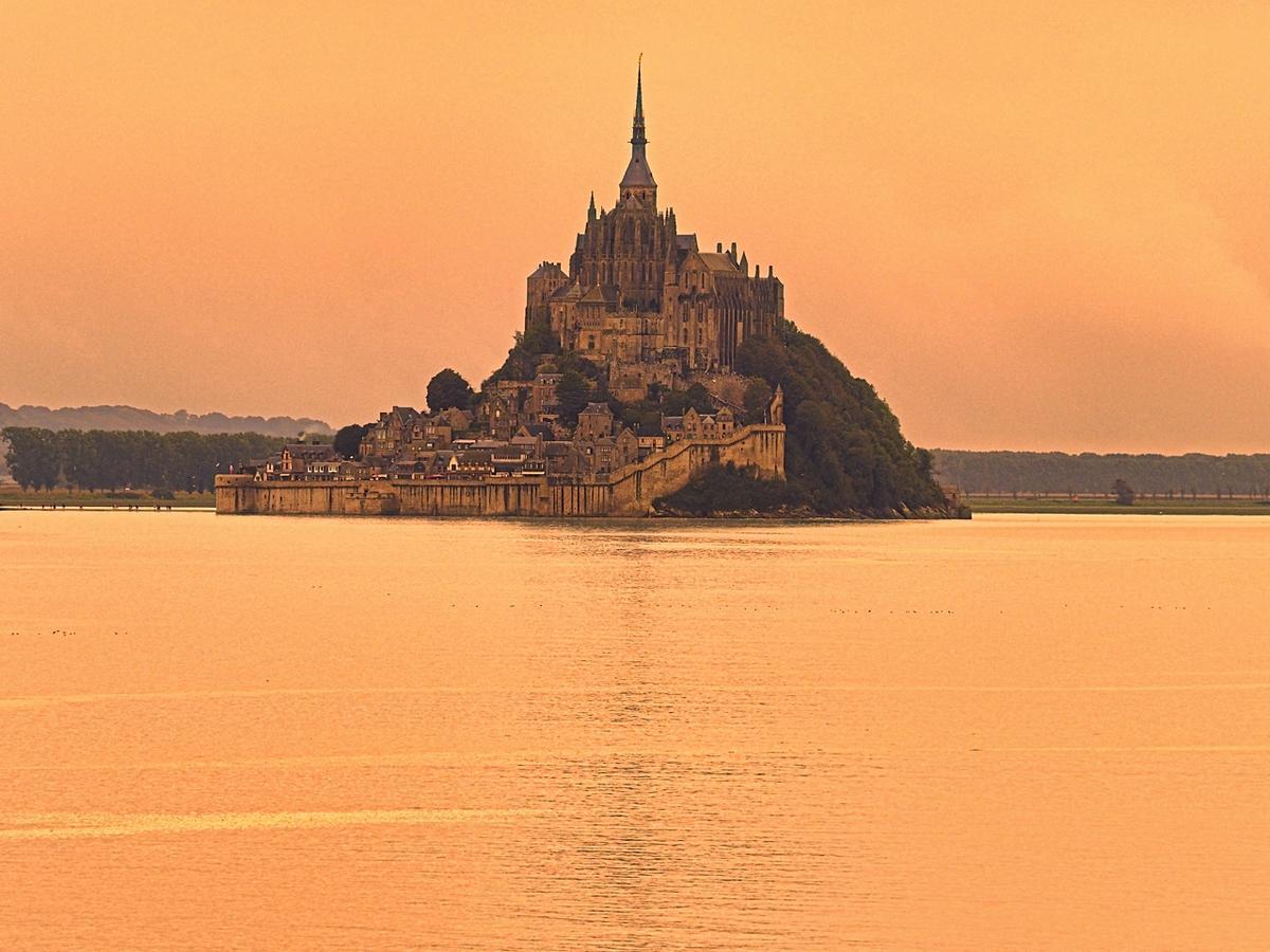 La Maison D'Isaphil Saint-James Bagian luar foto